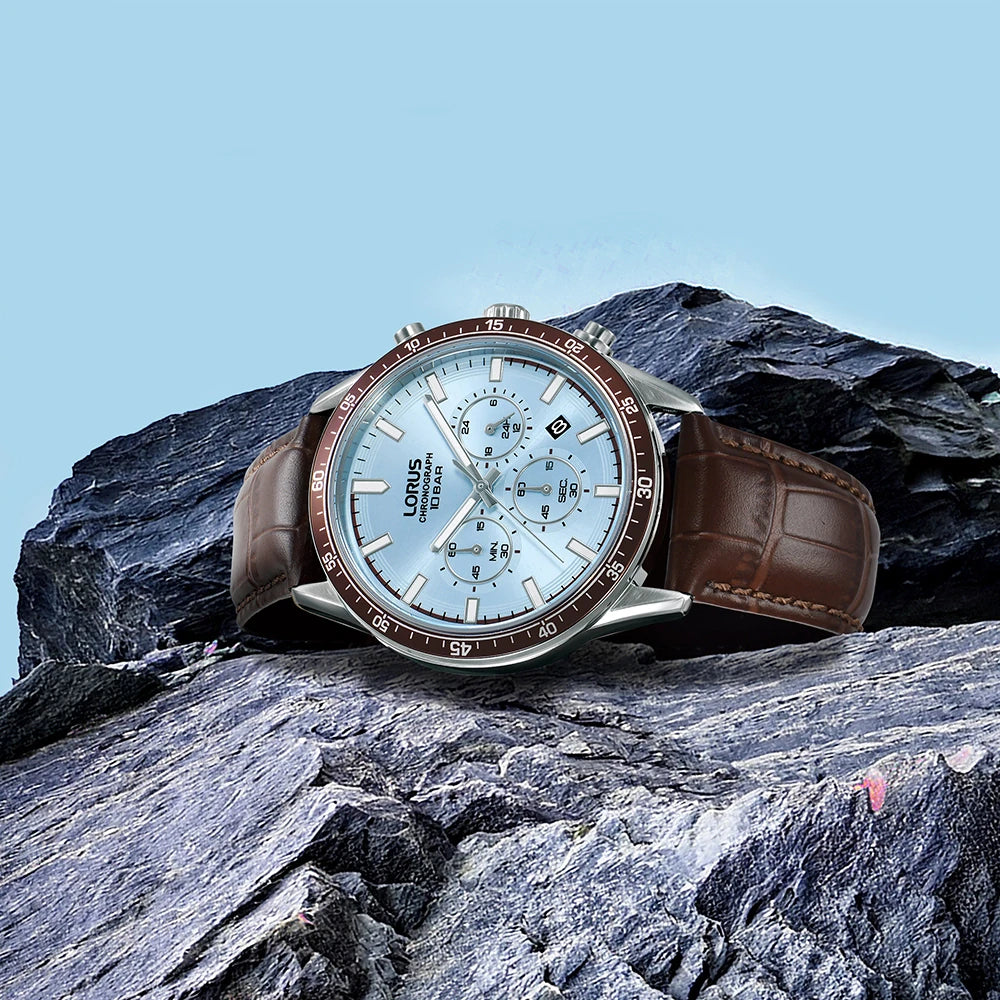 Lorus sport RT351LX9 chronograaf ice-blue dial leren band
