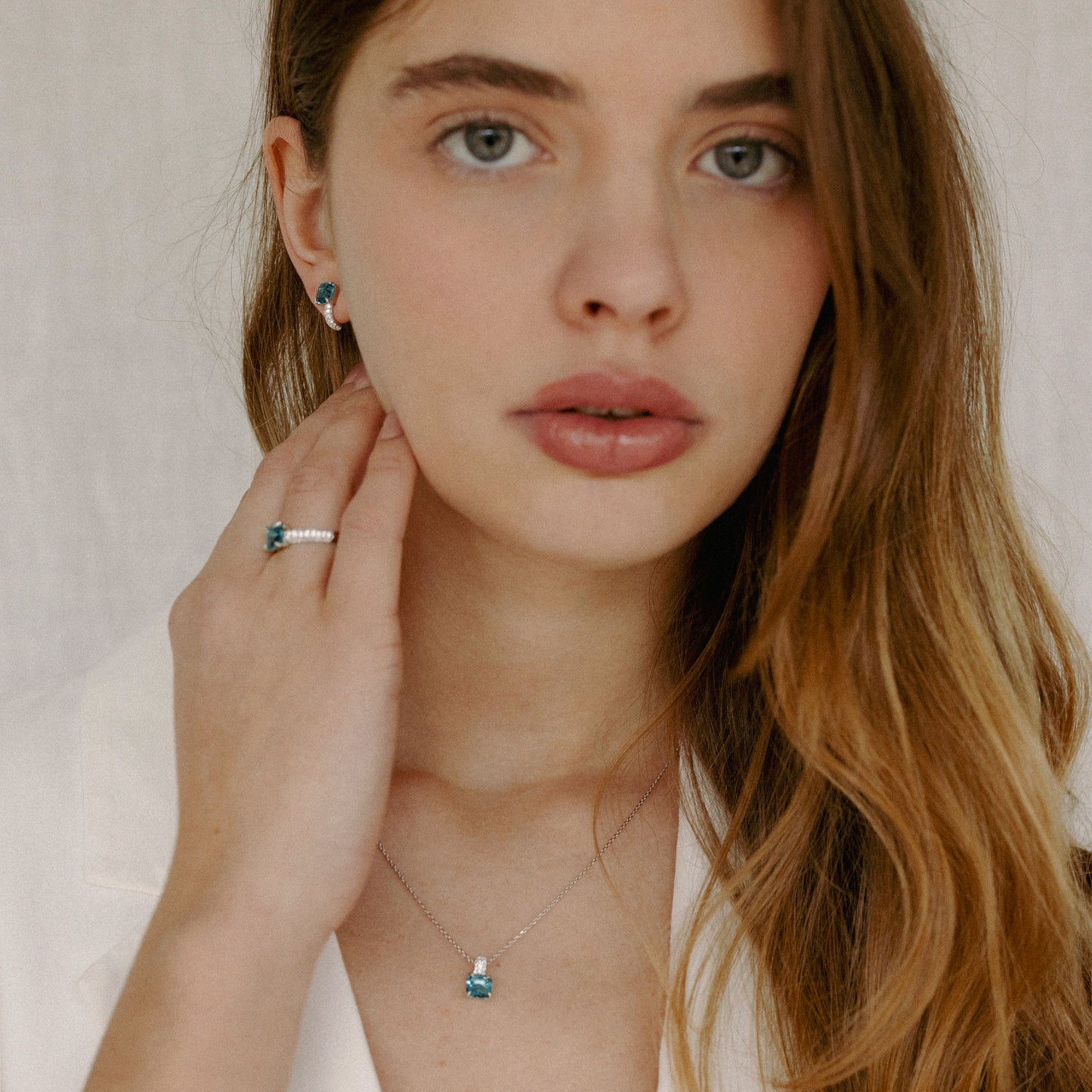 Naiomy silver zilveren ketting met Blauwe hanger N4F55