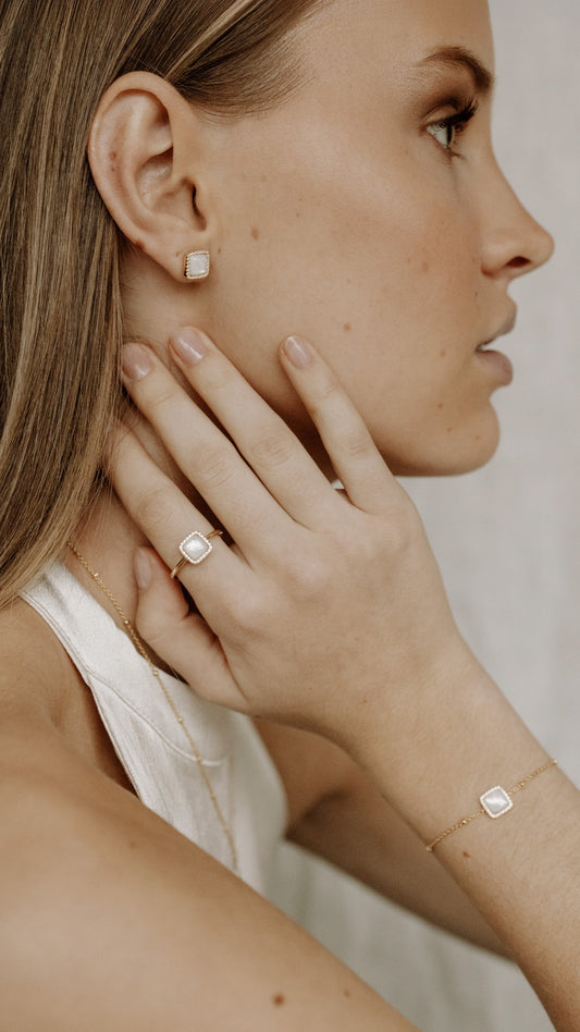 Naiomy Zilver vergulde oorbellen met parelmoer N5I53