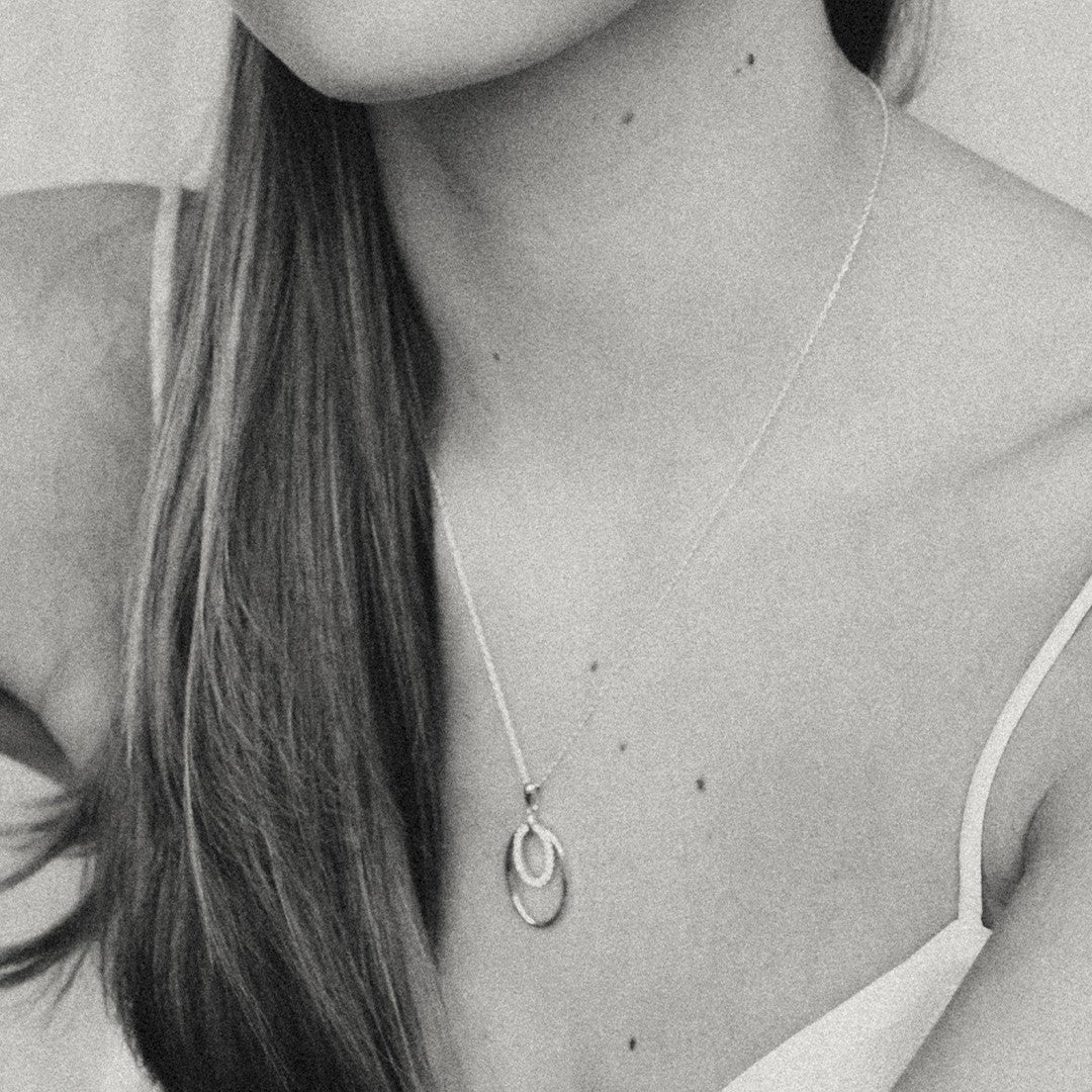 Naiomy zilveren ketting met ovale hanger N5B60