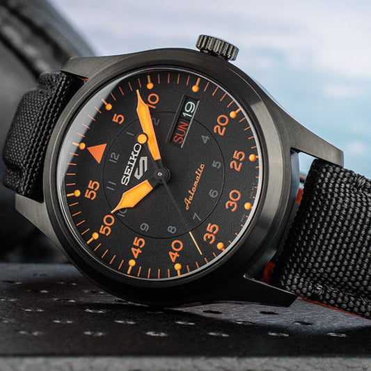 Seiko 5 Sports SRPH33K1 Horloge