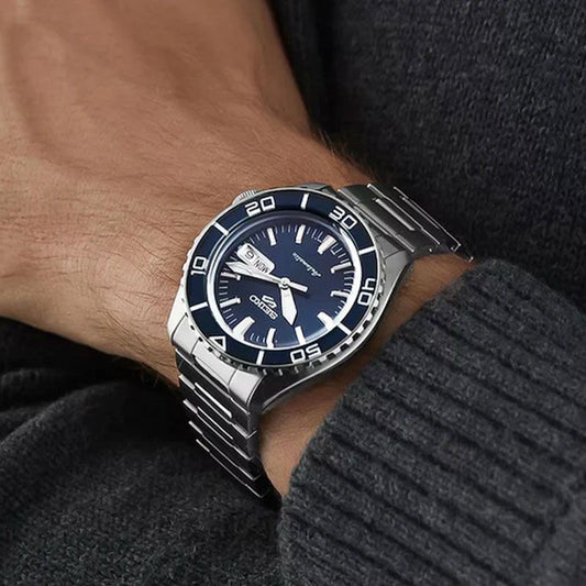 Seiko 5 Sports SRPK97K1 blauw/zilver retro wijzerplaat horloge