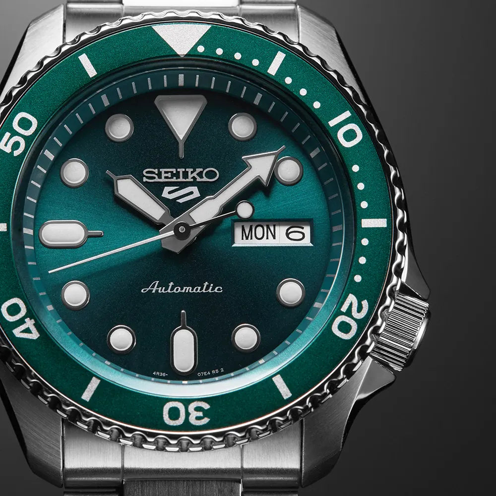 Seiko 5 Sports SRPD61K1 Horloge