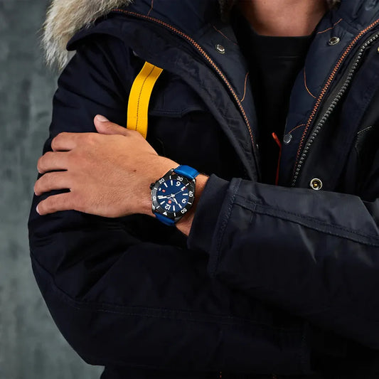 Montre militaire suisse pour homme SMWGB0000250