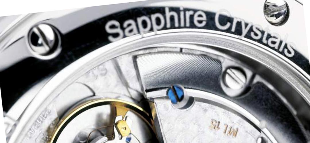 saffier glas horloge banner voor blogpost over de verschillen tussen saffier en mineraal glas