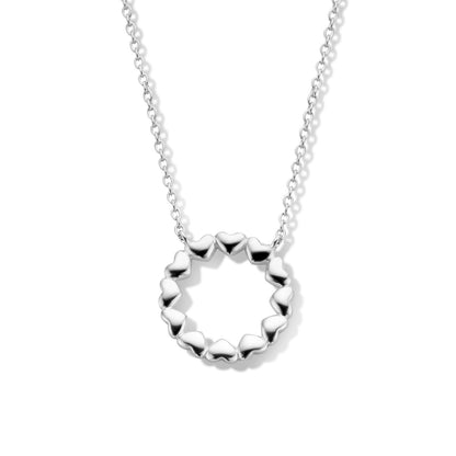 Naiomy Moments zilveren ketting met Cirkel van Hartjes tussenstuk B1N09