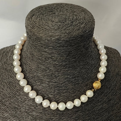 Parelketting 46cm 18 karaat geel gouden bolslot 11mm zoetwaterparel