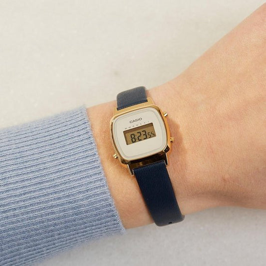 Casio Vintage LA670WEFL-2EF Dames Horloge