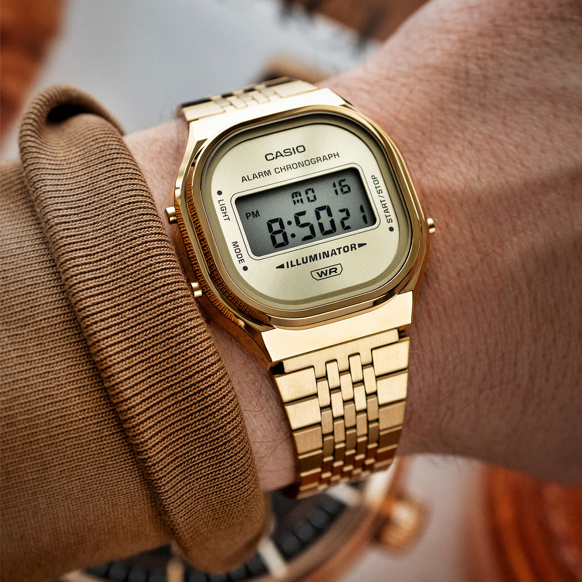 Casio horloge A140WEG-9AEF vintage afgeronde gold
