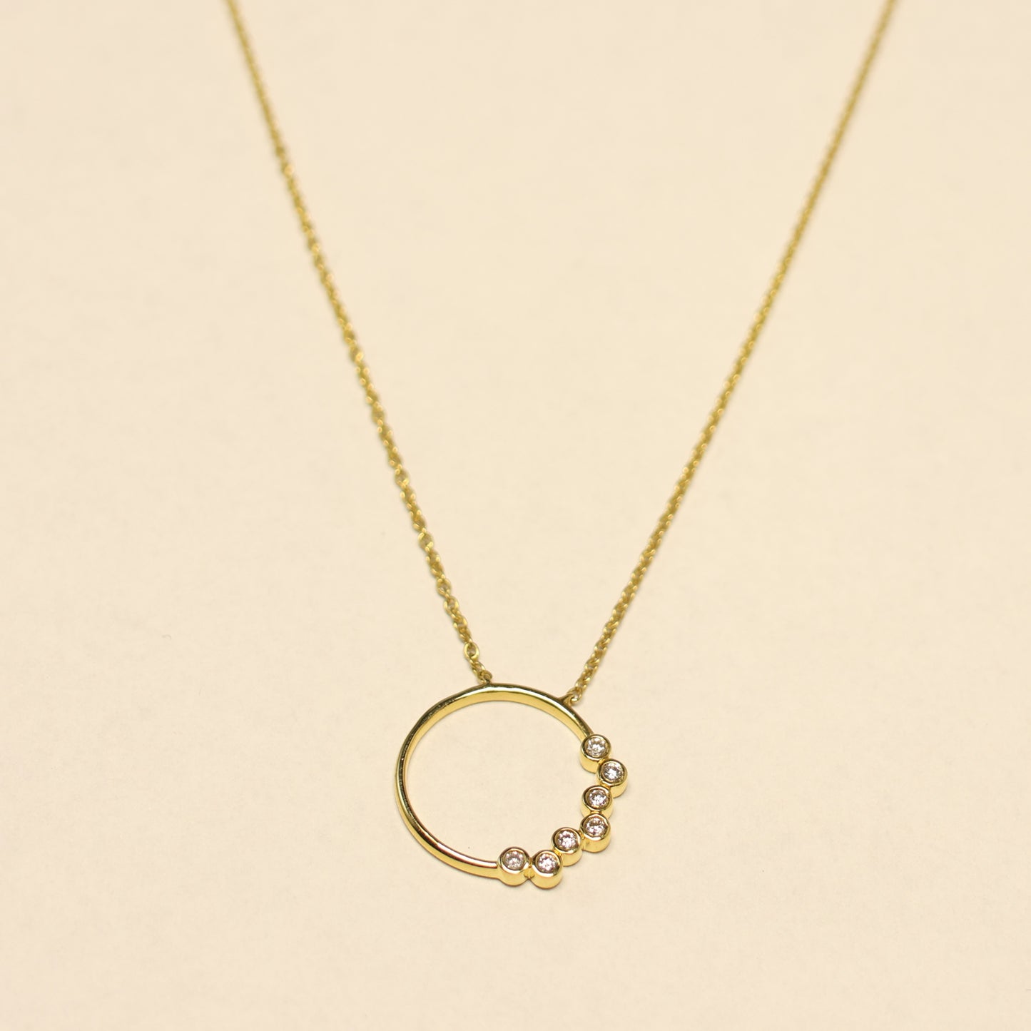 Geel gouden Ketting 18 karaat cirkel briljantjes 065086/A