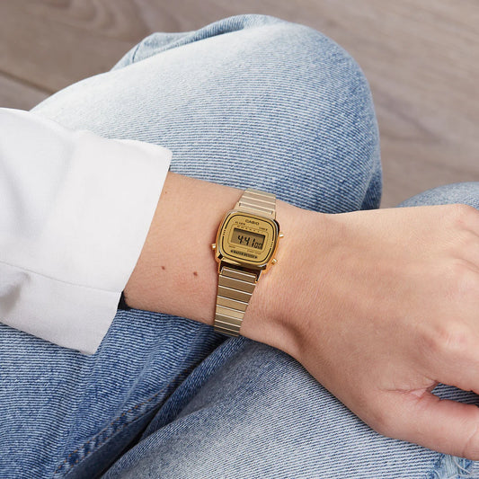 Casio Vintage LA670WEGA-9EF Dames Horloge