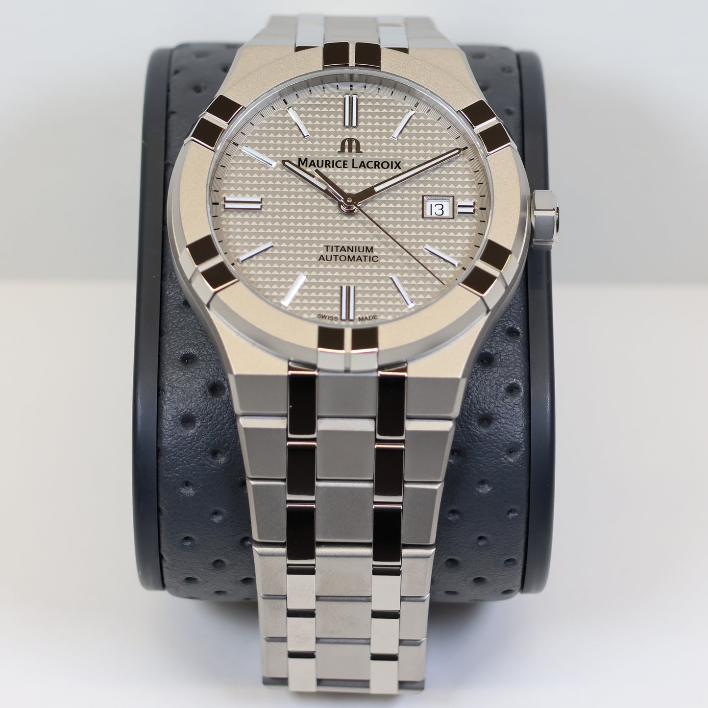 Maurice Lacroix AIKON Automatic Date 42mm Titanium AI6008-TT032-230-1