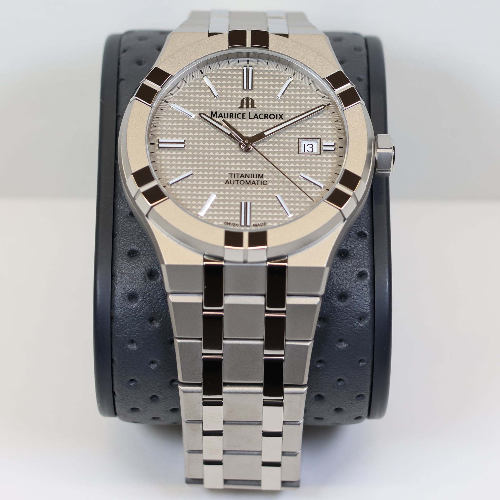 Maurice Lacroix AIKON Automatic Date 42mm Titanium AI6008-TT032-230-1