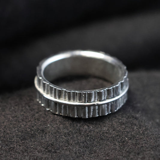 Outlet zilveren ring 310090 maat: 62