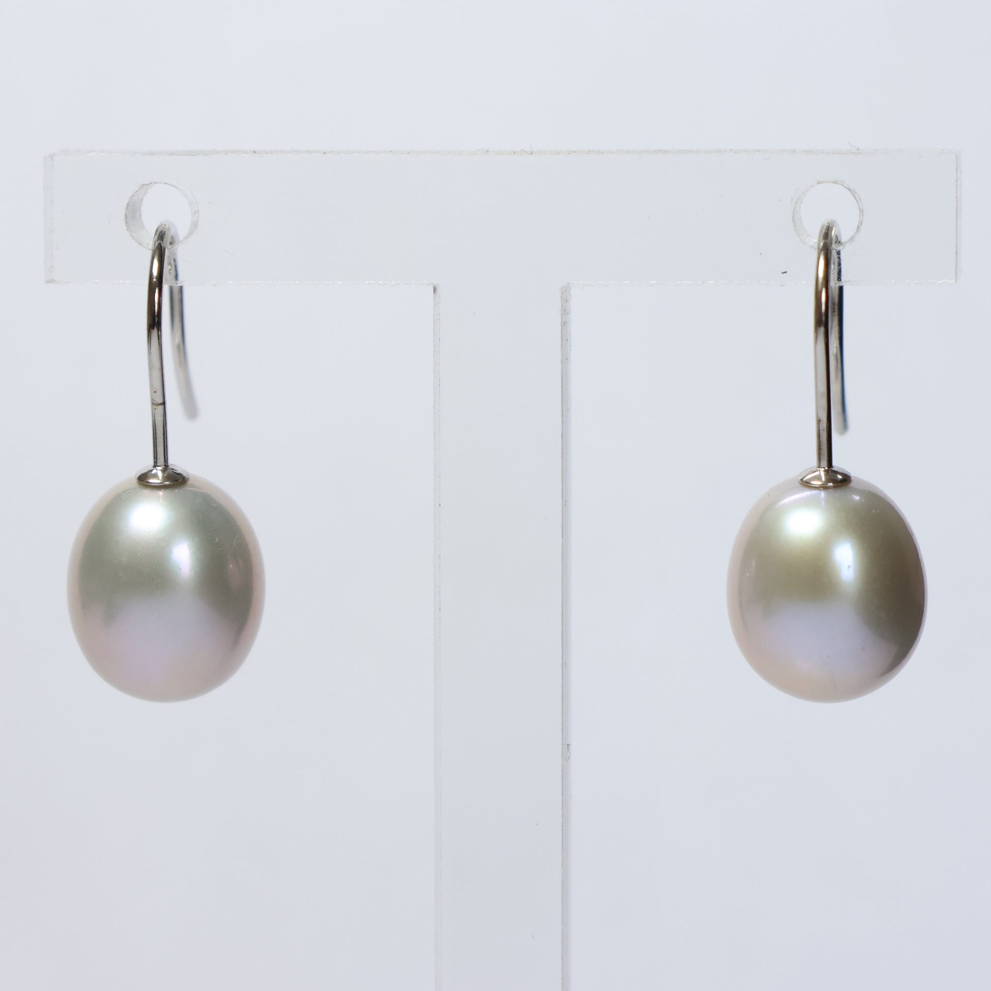 Parel hangoorbellen zilver grijze biwa parel 10mm