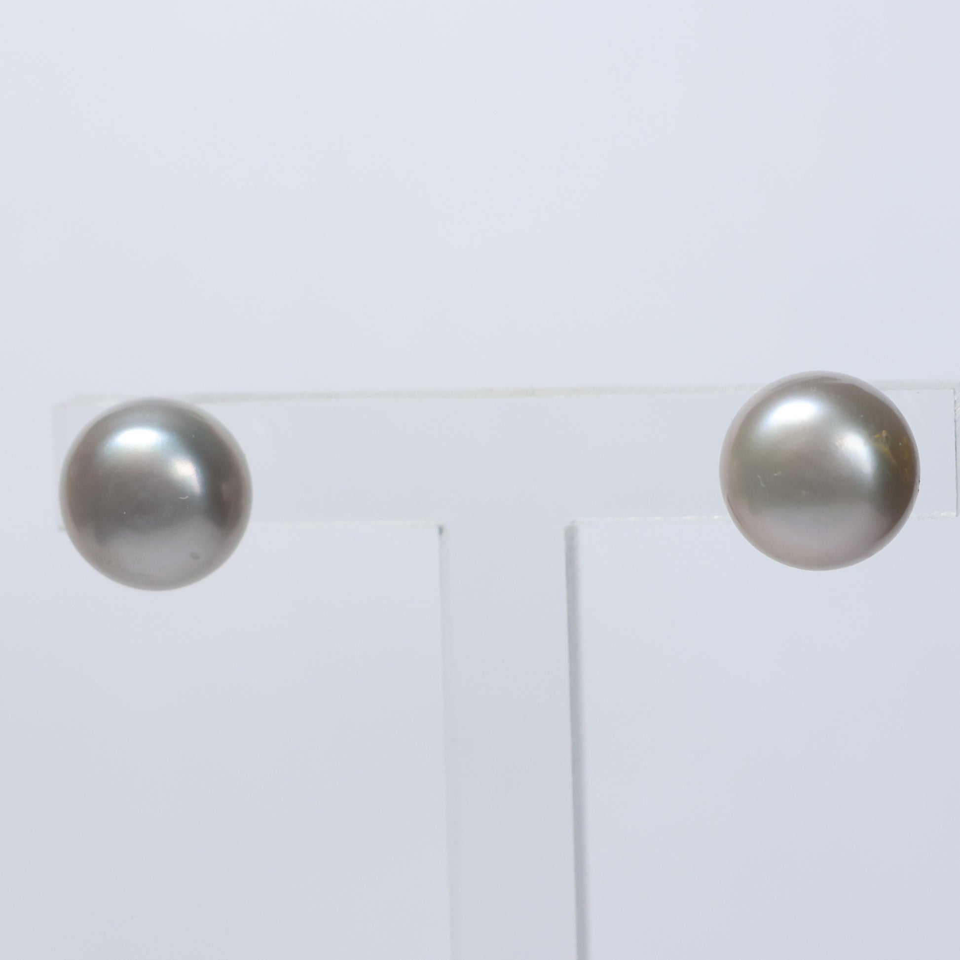 Parel oorbellen grijze biwa parel 10mm