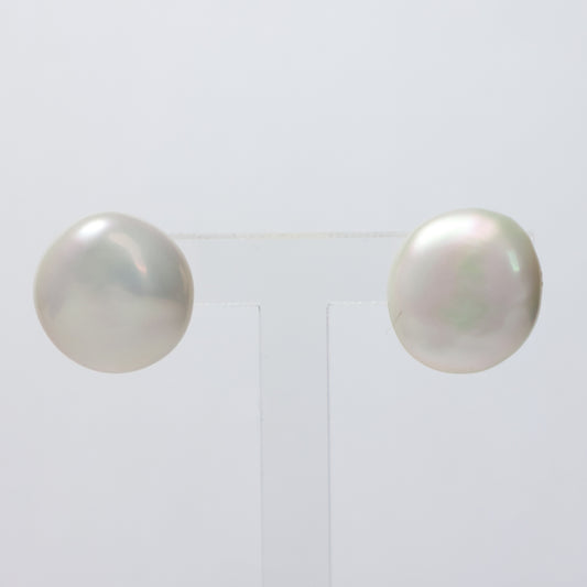 Parel oorbellen zilver grote witte platte parel