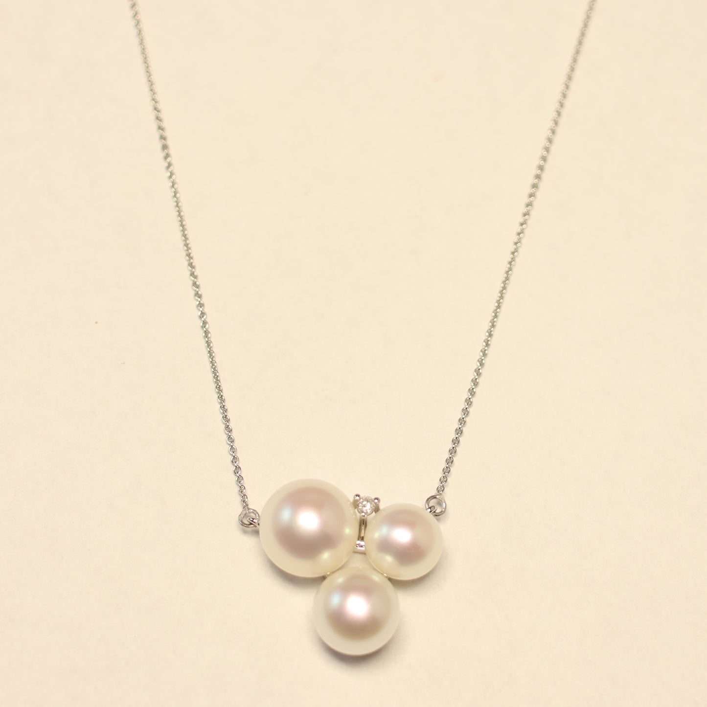Witgouden ketting briljant en zoetwaterparels hanger 057831PA