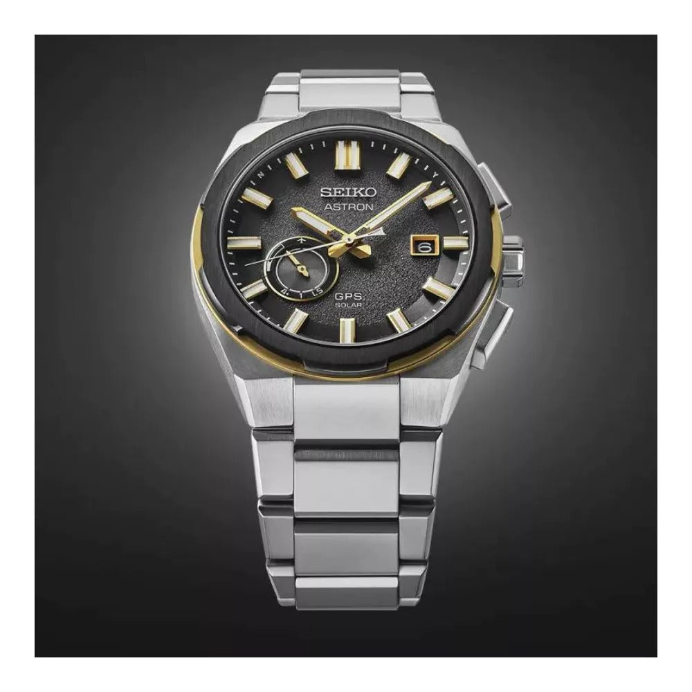 Seiko Astron SSJ026J1 titanium heren horloge