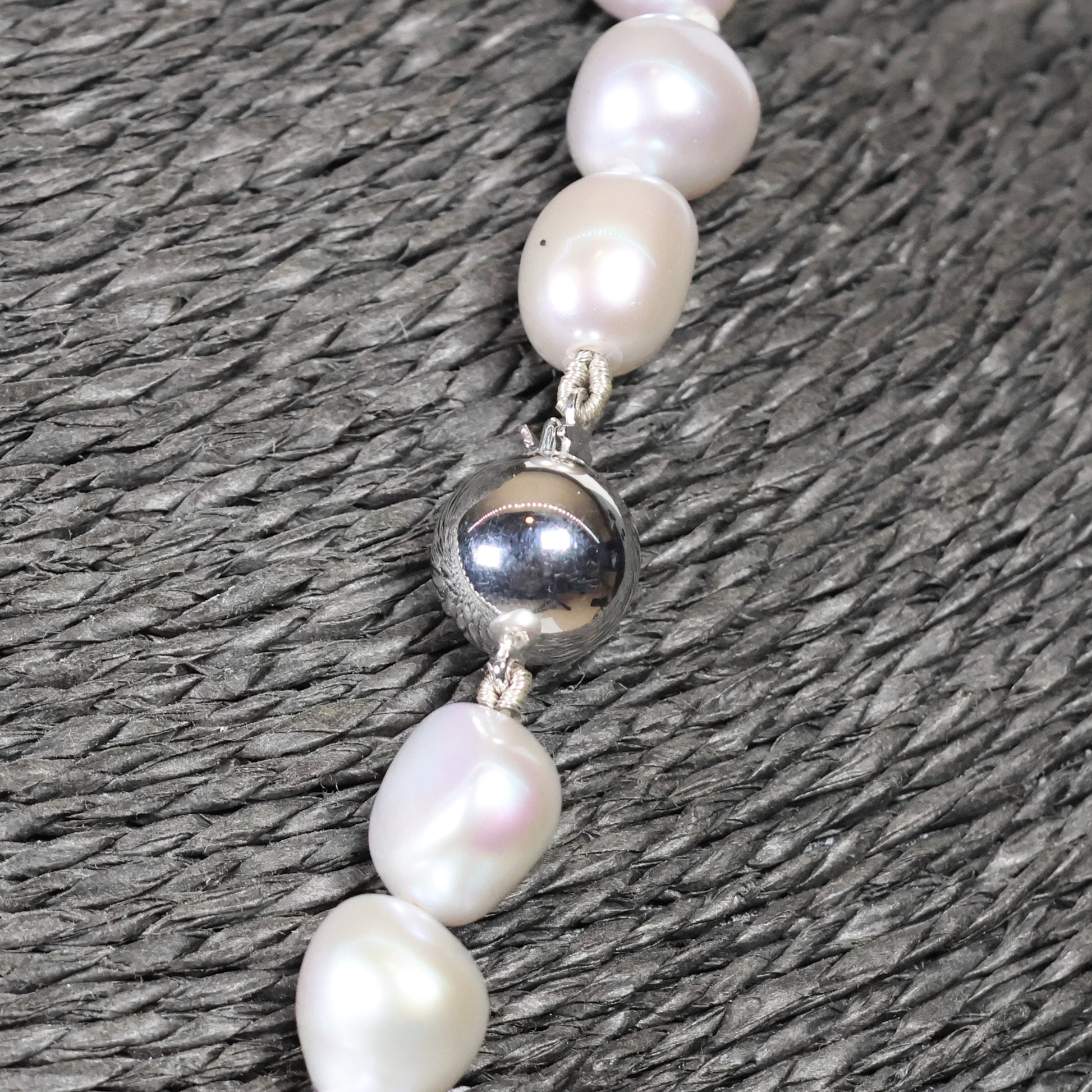 Parelketting 45cm 18 karaat wit gouden slot 9 mm zoetwaterparel