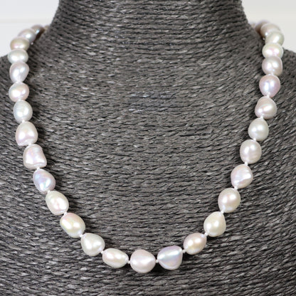 Parelketting 45cm 18 karaat wit gouden slot 9 mm zoetwaterparel