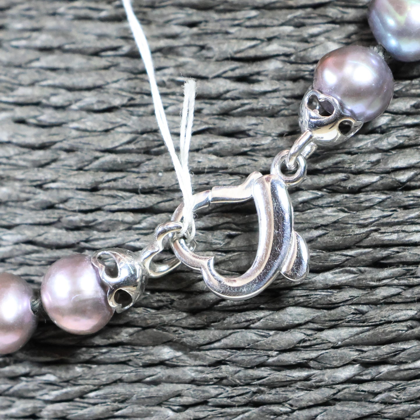 Parelketting 48cm 18 karaat wit gouden hartje slot 8mm zoetwaterparel