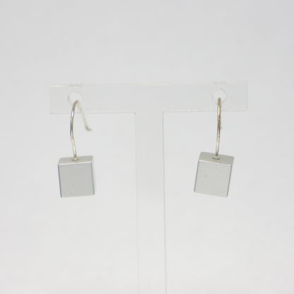 CLIC Oorhangers O40 mat Kubus