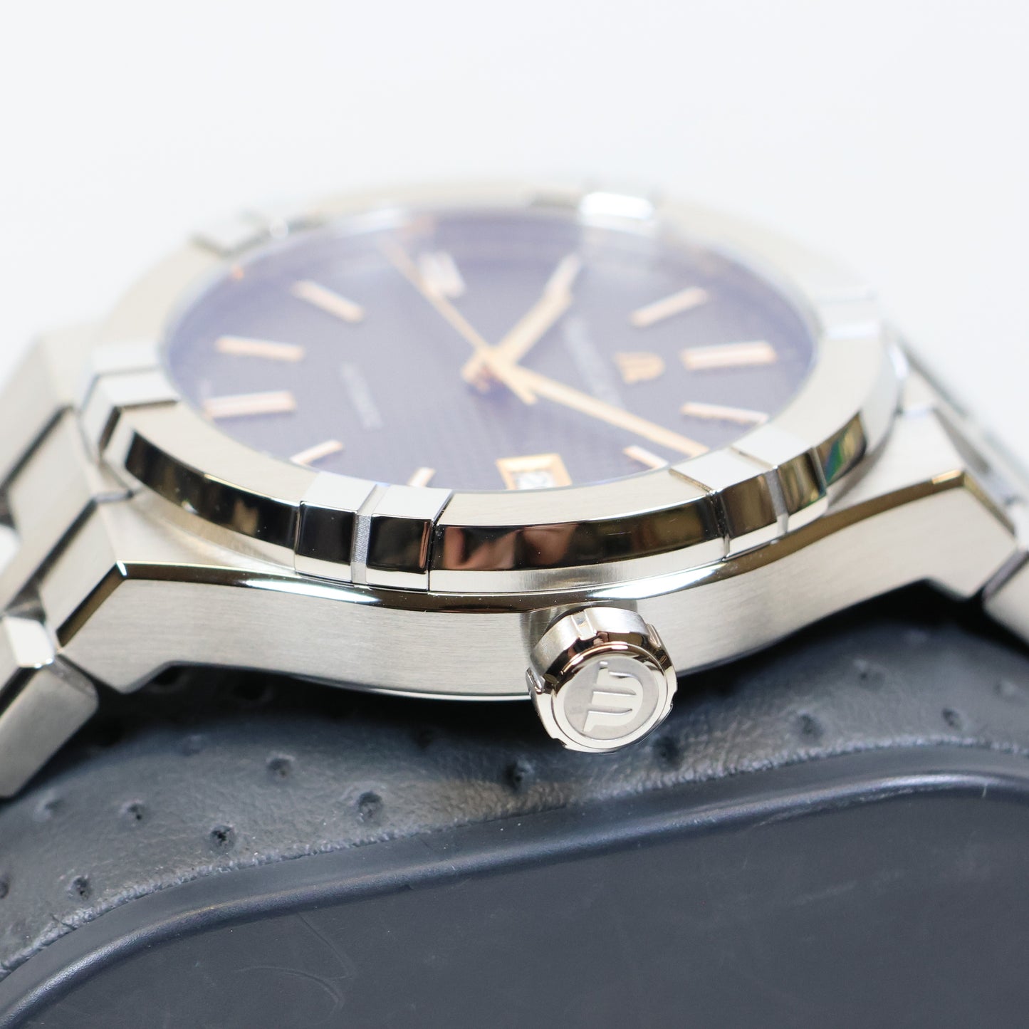 Maurice Lacroix AIKON Automatic Date 42mm Grey Dial AI6008-SS002-331-1