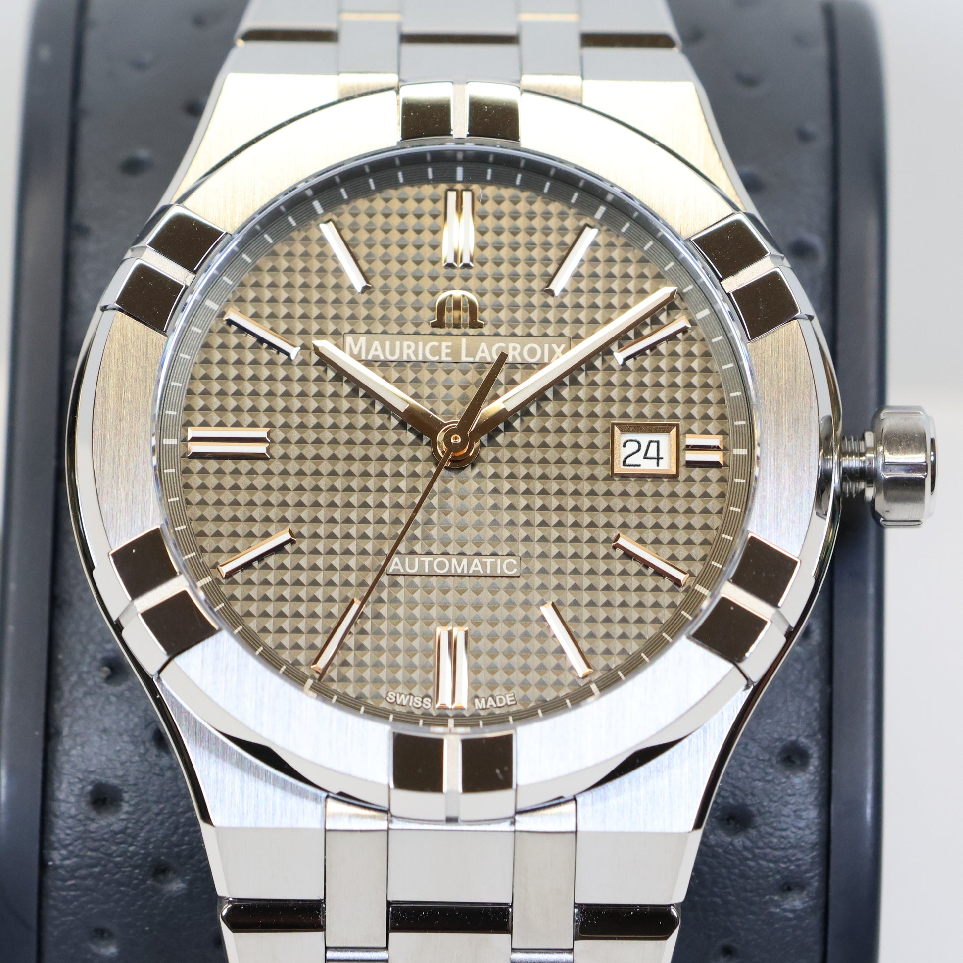 Maurice Lacroix AIKON Automatic Date 42mm Grey Dial AI6008-SS002-331-1