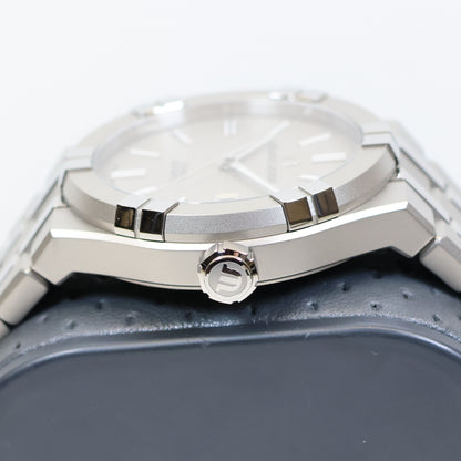 Maurice Lacroix AIKON Automatic Date 42mm Titanium AI6008-TT032-230-1