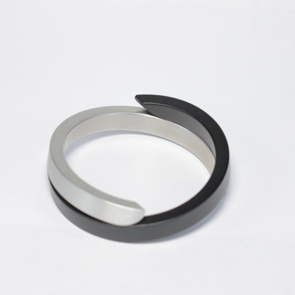 CLIC armband met zwart accent A1Zmat