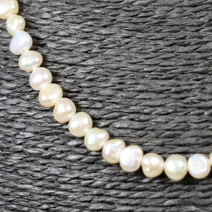 Parelketting 46cm 18 karaat gouden slot 6mm creme zoetwaterparel