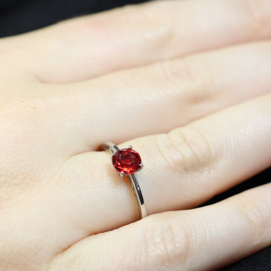 Spark zilveren ring  met rode Swarovski kristallen PP1088SS29SC