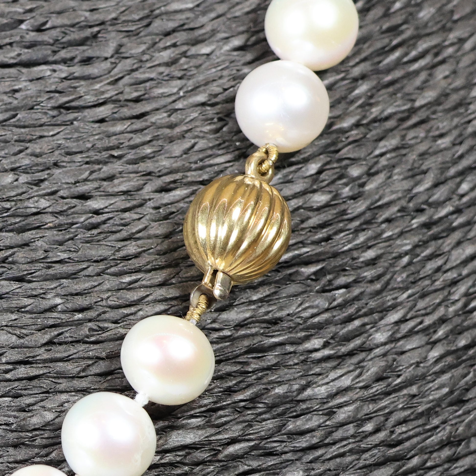 Parelketting 46cm 18 karaat geel gouden bolslot 11mm zoetwaterparel