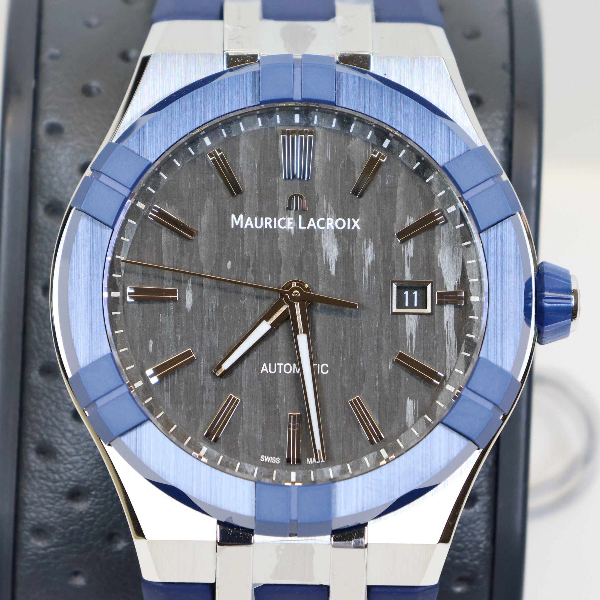 Maurice Lacroix AIKONIC Automatic Date 43mm AC6008-SSL40-330-4