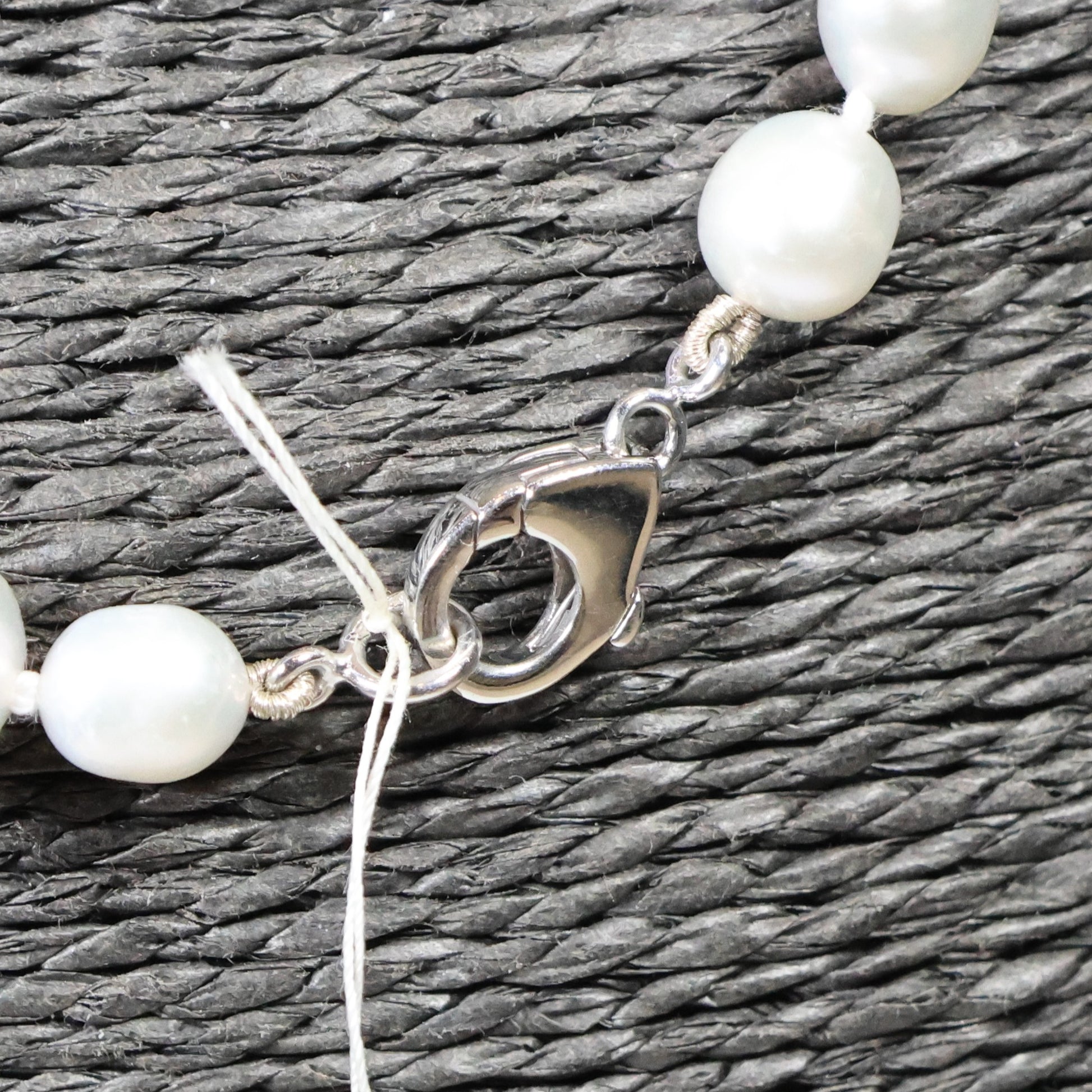 Parelketting 47cm 18 karaat wit gouden slot 9mm zoetwaterparel
