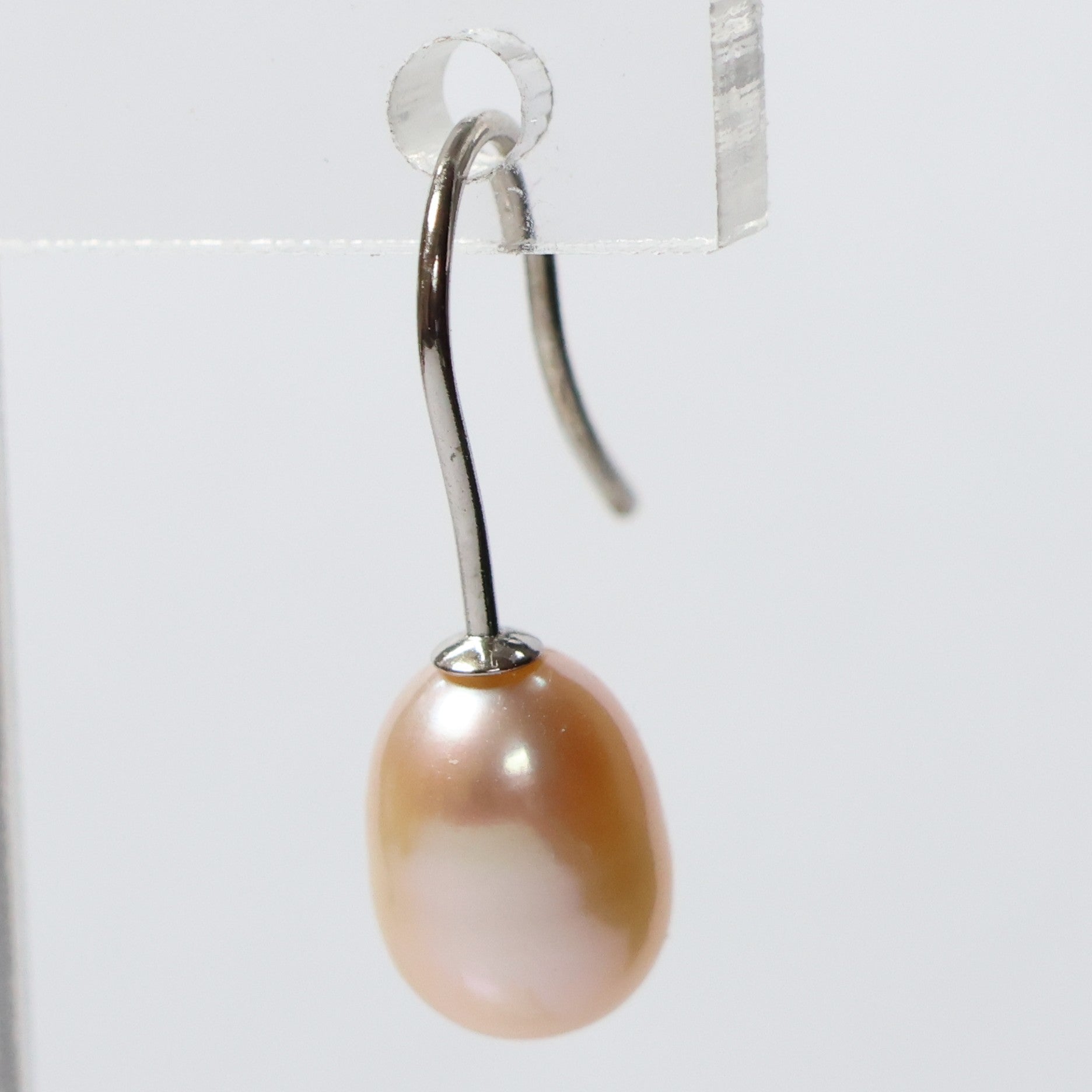 Parel hangoorbellen zilver roze biwa parel 7mm