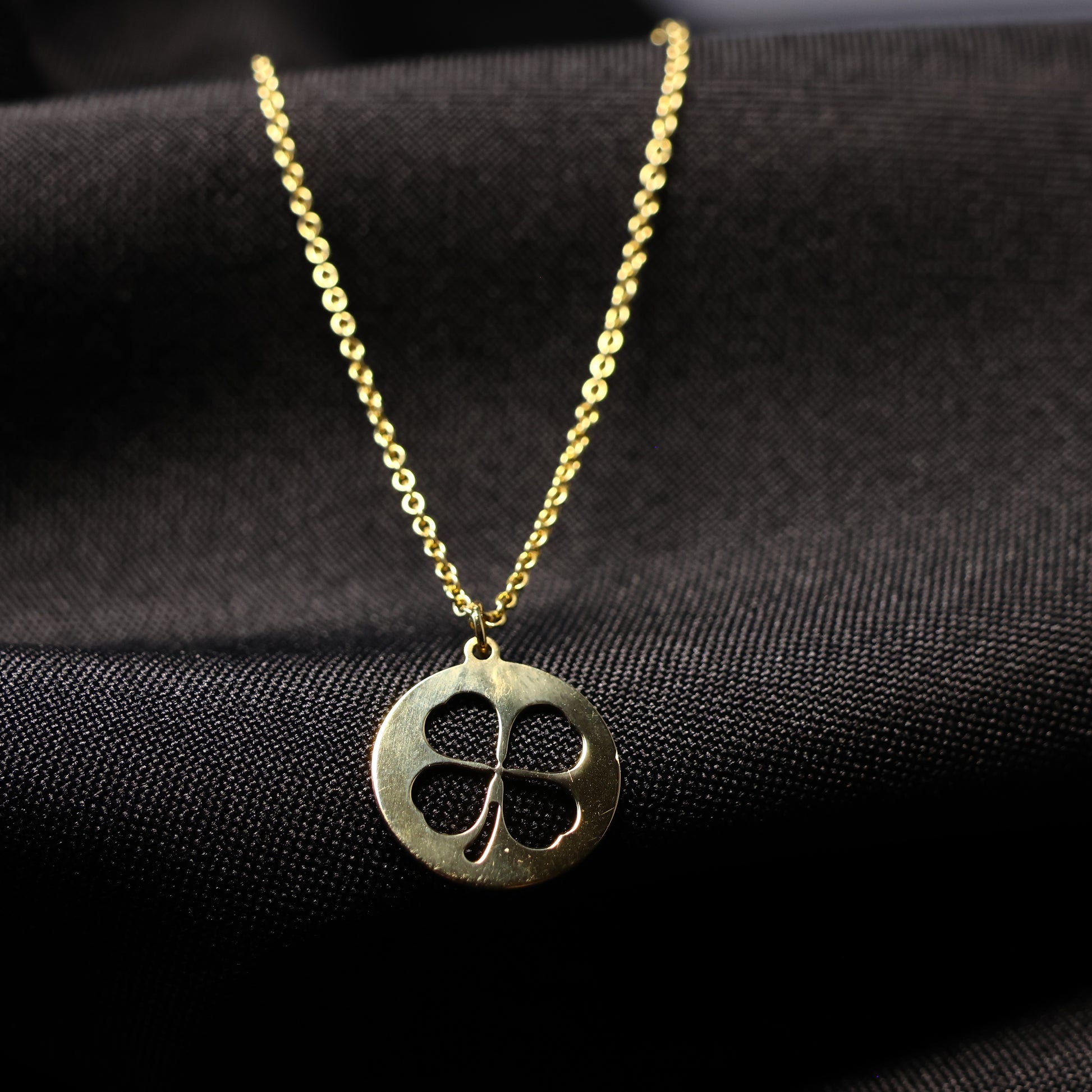 18KT gouden ketting met klavertje vier hanger 067082/42