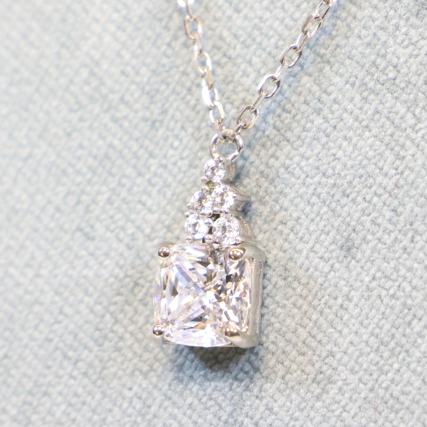 Naiomy silver zilveren ketting met Vierkante hanger N3Y55