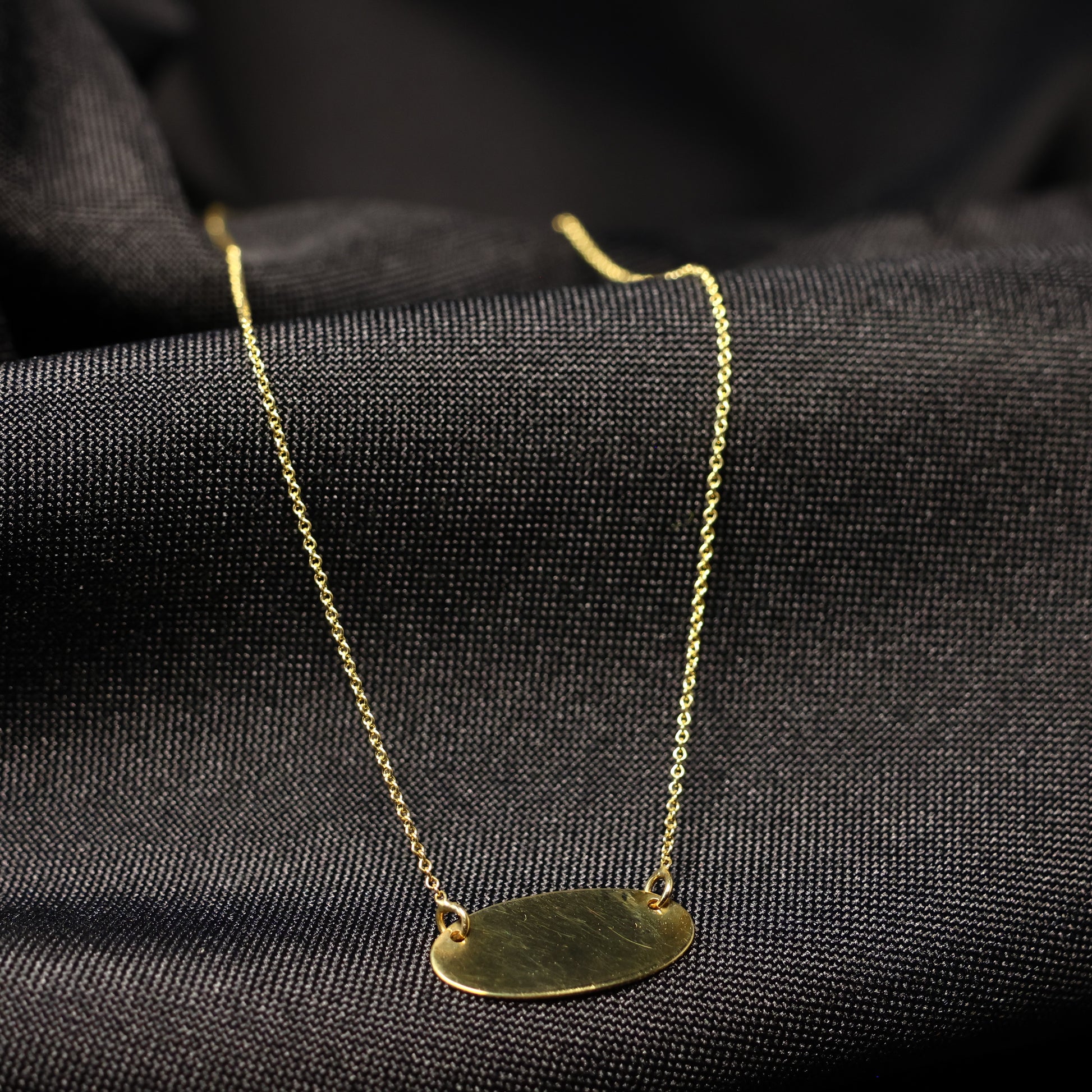 18kt geel gouden ketting met plaatje 060387