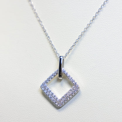 Naiomy zilveren ketting met vierkante hanger N5K64