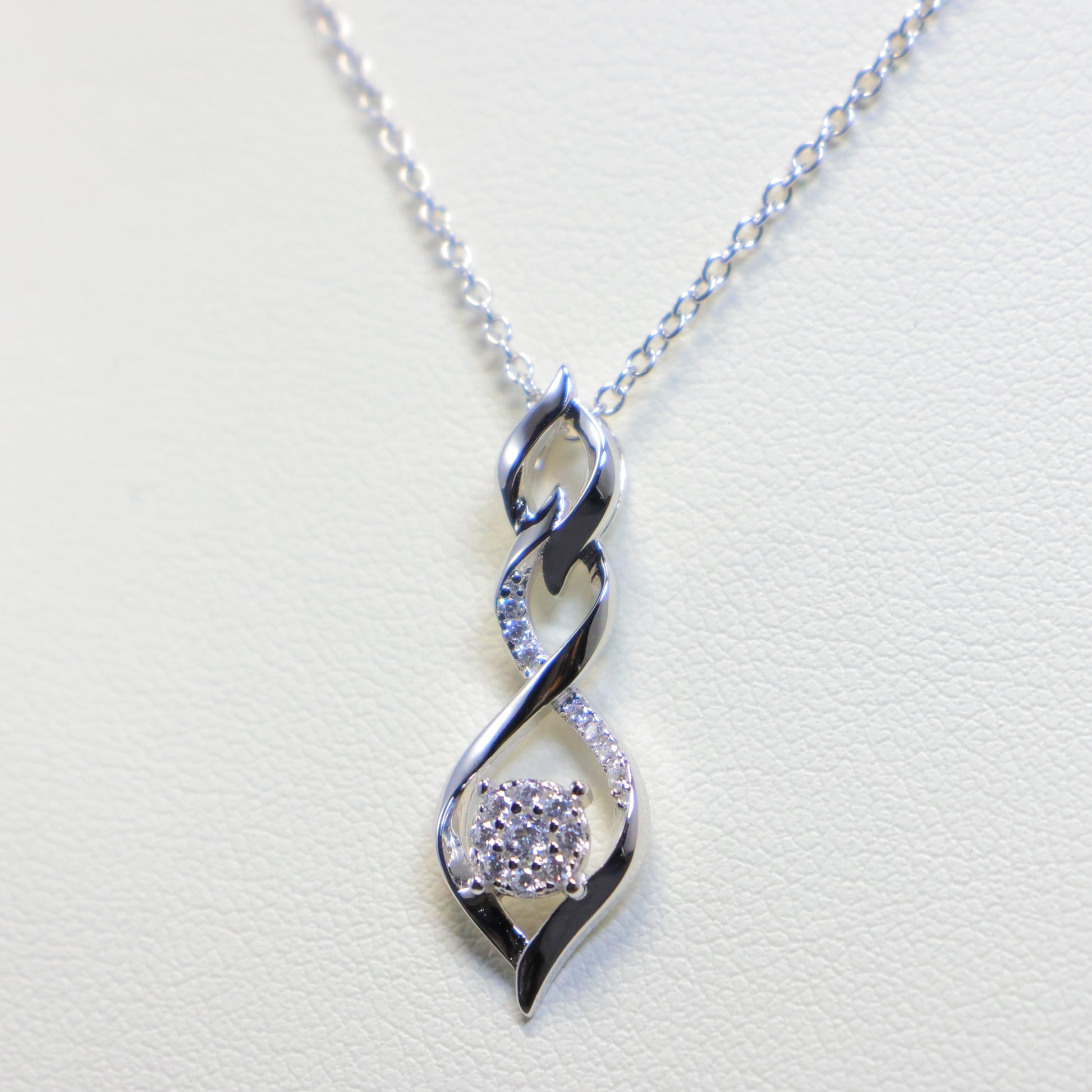 Naiomy zilveren ketting met schakel hanger N5O62