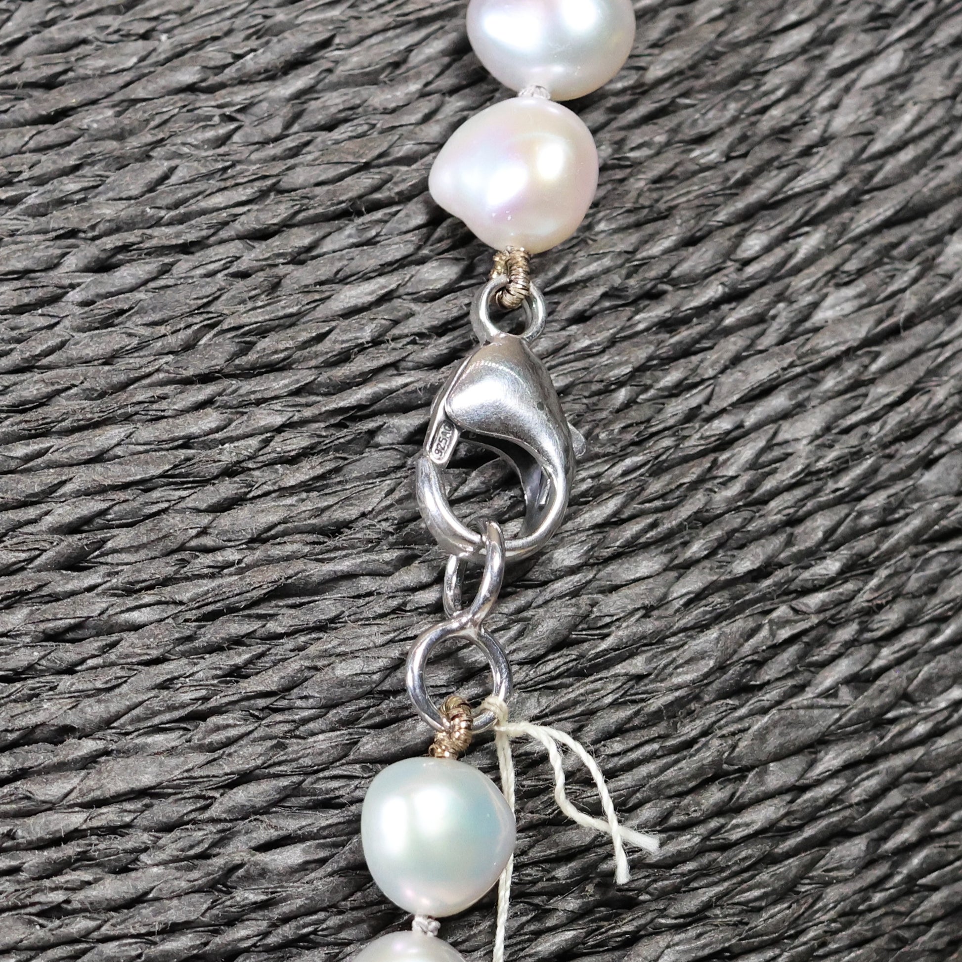 Parelketting 61cm baroque 8mm zoetwater parels zilveren slot 