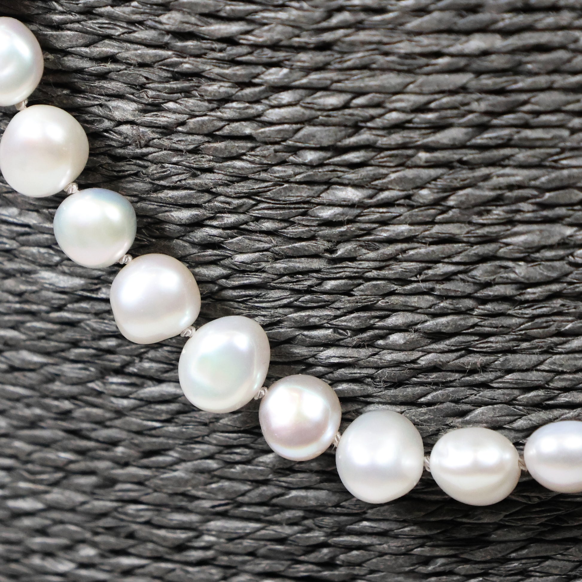 Parelketting 61cm baroque 8mm zoetwater parels zilveren slot 