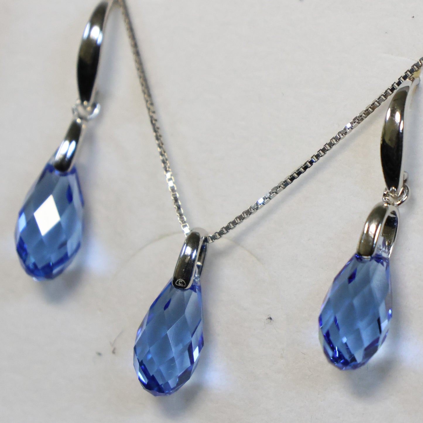 Spark zilveren ketting met blauwe Swarovski kristallen N601013IB