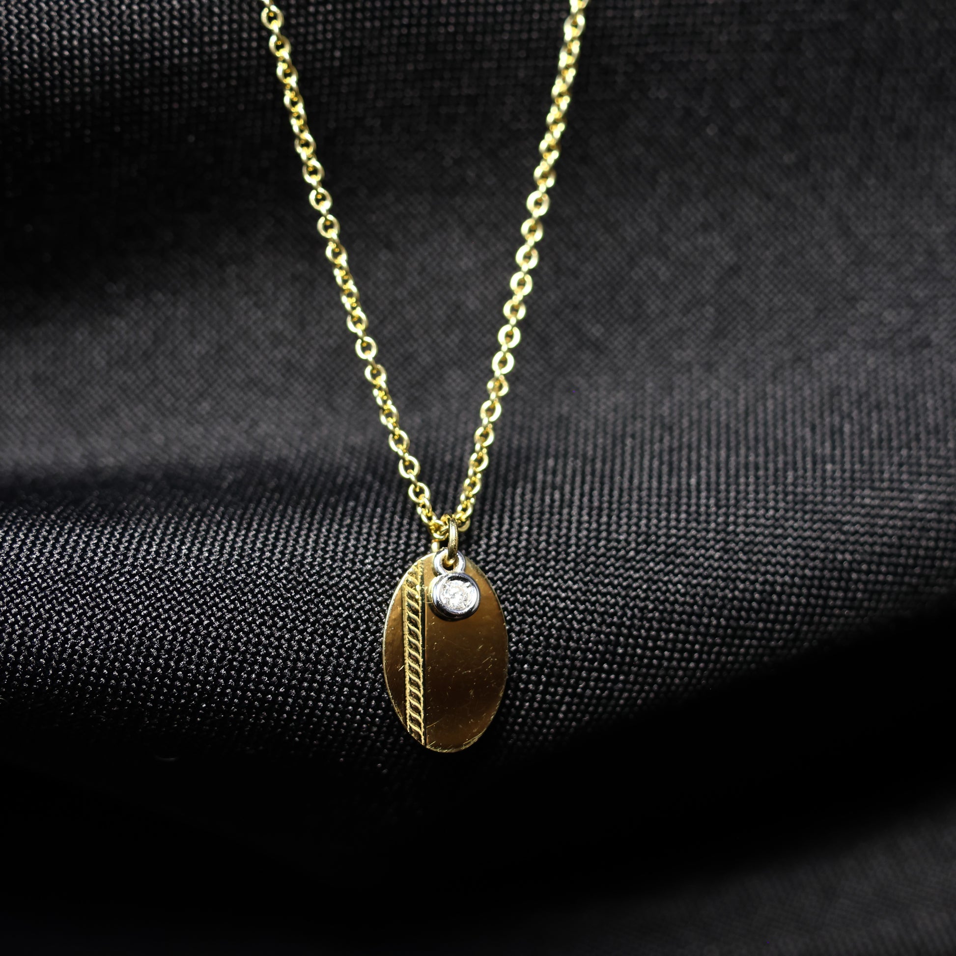 Ketting geel goud met hanger met briljant 067098