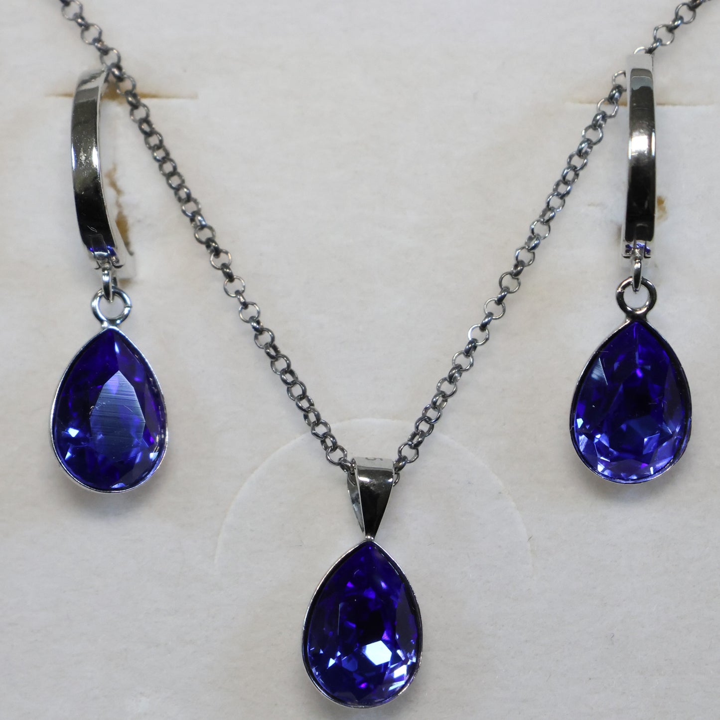 Spark zilveren ketting met blauwe Swarovski kristallen hanger NN432010SA