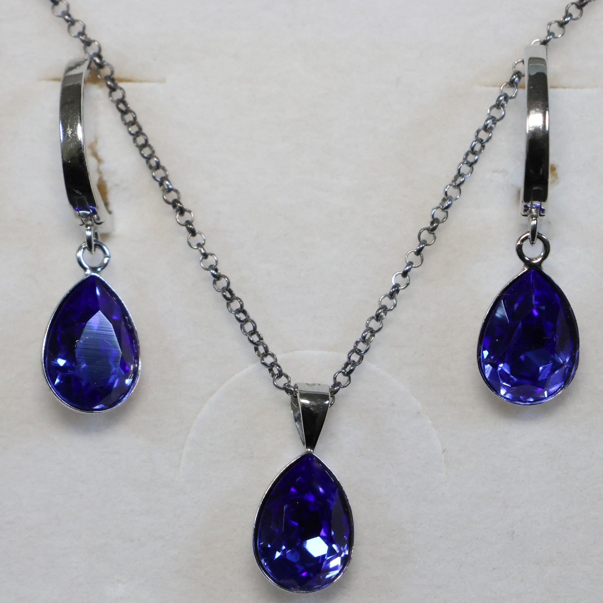 Spark zilveren ketting met blauwe Swarovski kristallen hanger NN432010SA