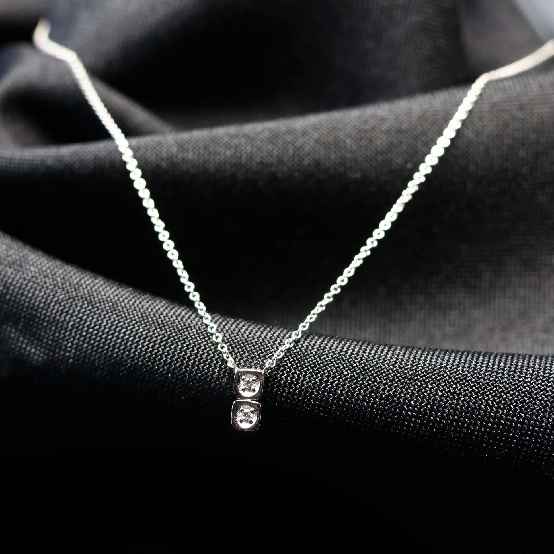 Wit gouden ketting met tussenstuk met briljant 059261A