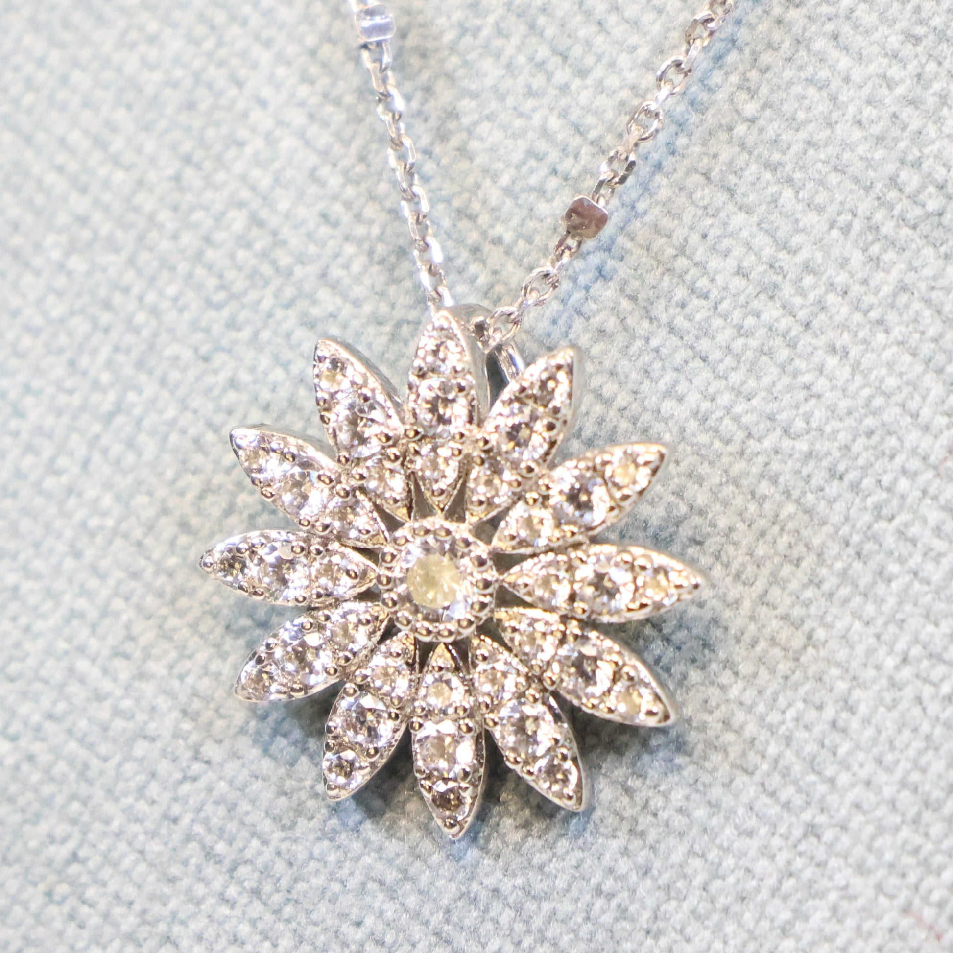 Naiomy silver zilveren ketting met hanger N0F52